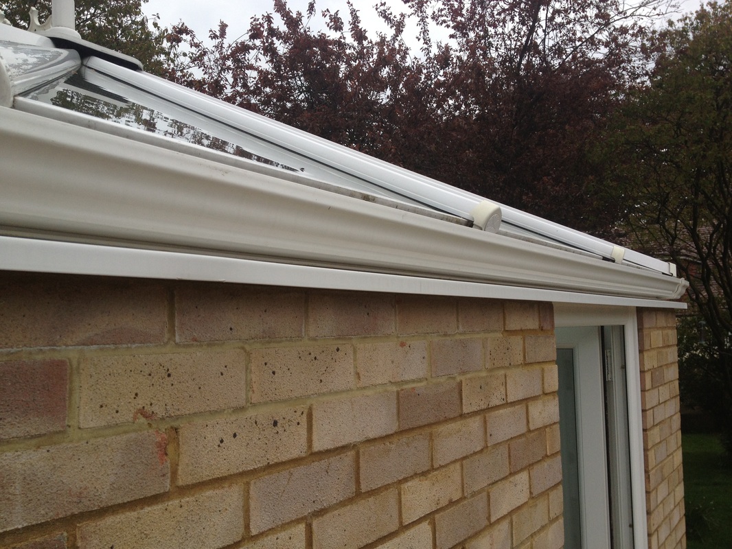 Correct sealing of a conservatory roof.