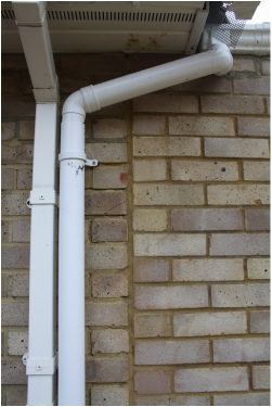 AB Conservatories did this guttering. Visit this site for an honest review of AB Conservatories Ltd's work.