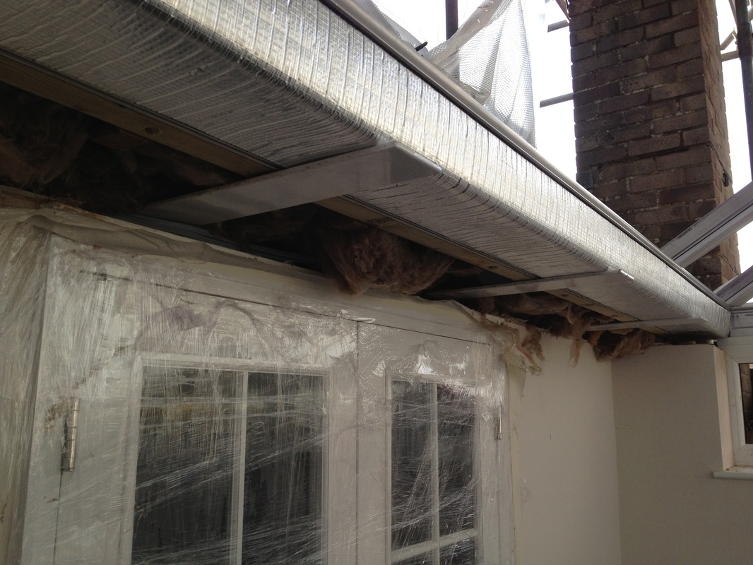 See how AB Conservatories Ltd should have installed supports for the conservatory roof, but didn't.